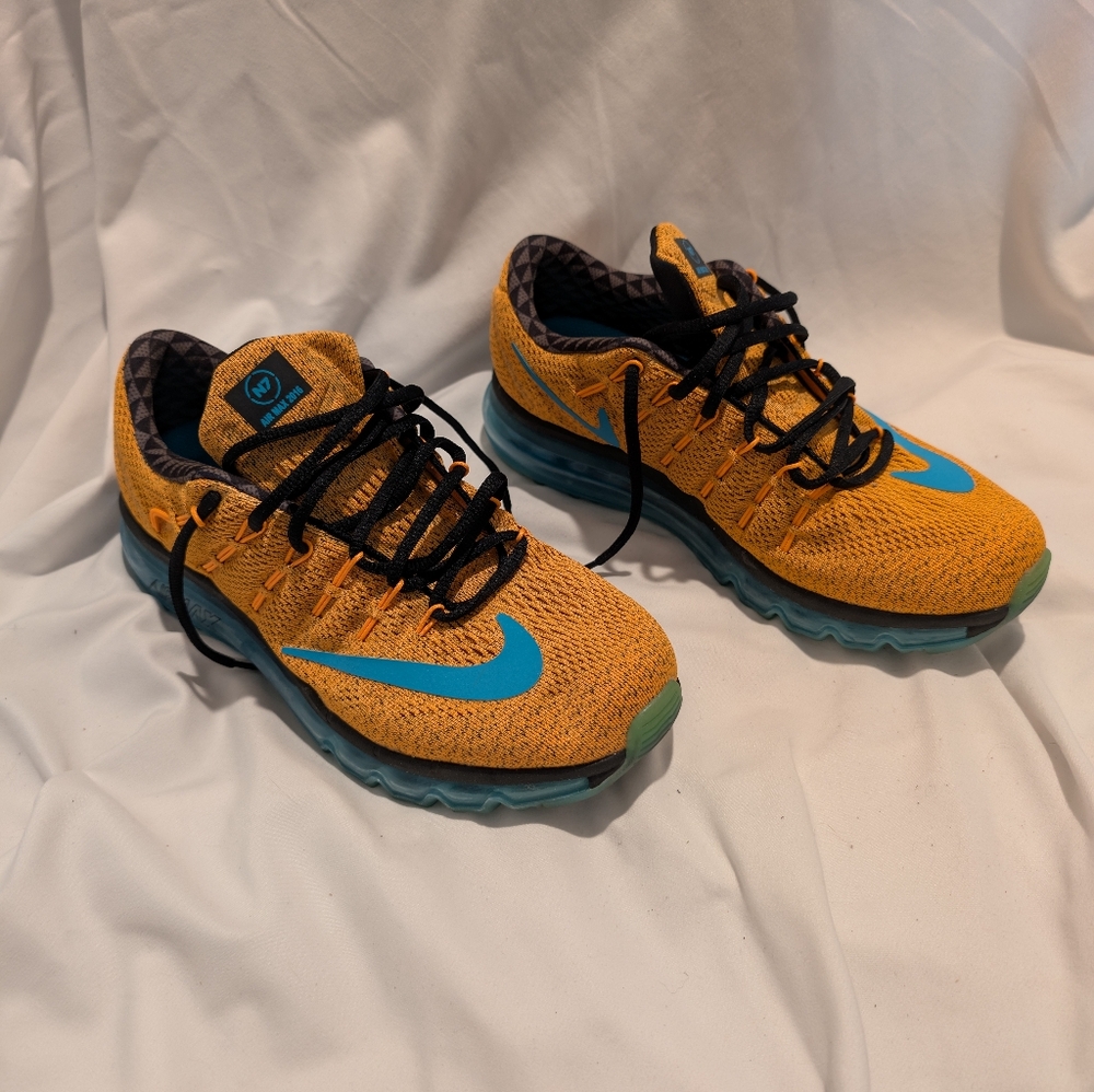 Nike Men's Orange and Teal Athletic Shoes